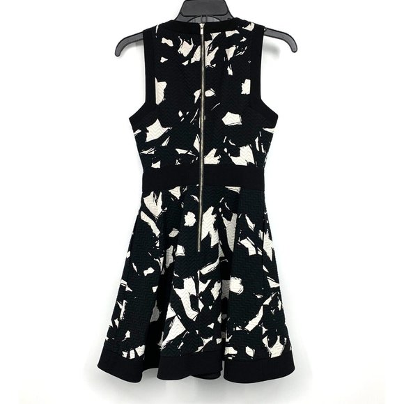 Banana Republic Dress Black White Textured Floral Fit Flare Sleeveless - Picture 10 of 13